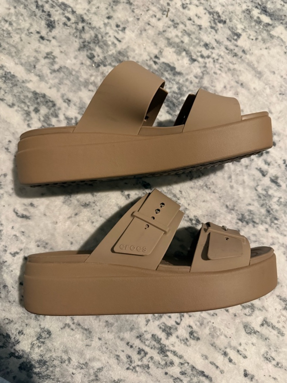 CROCS Brooklyn Buckle Platform Sandals Umber - Picture 3 of 4